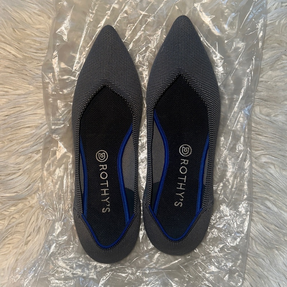 Rothy’s Pointed toe flats